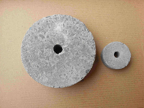 水泥墊塊的作用體現(xiàn)在哪些方面？